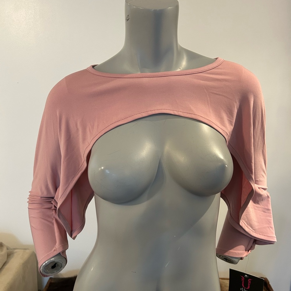 Pink Sportswear Crop Top with 3/4 Sleeves